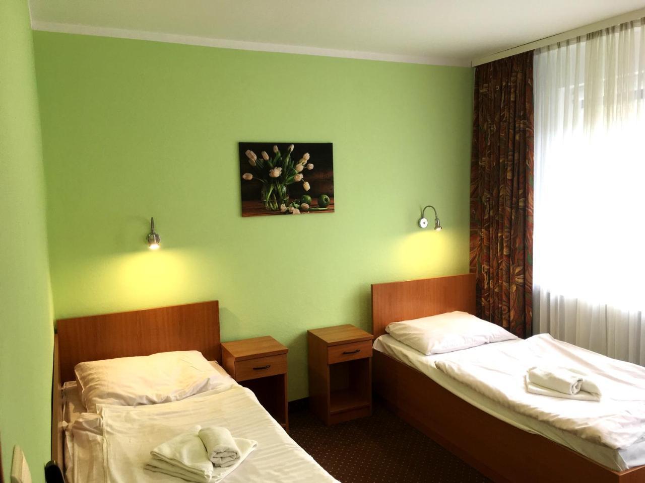 Hotel 3 Swarzędz Eksteriør billede